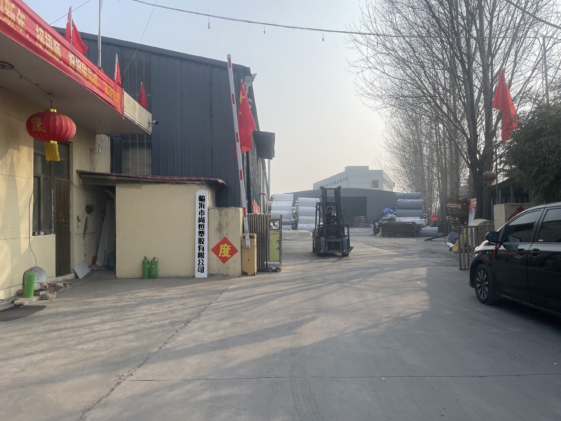 篷布專家——臨沂市尚恒塑膠有限公司，為您提供高品質(zhì)篷布解決方案